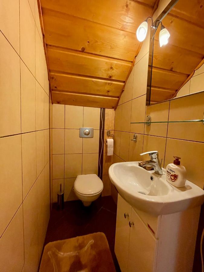 Dom Z Bali Przy Szlaku Villa Кашина Виелка Екстериор снимка