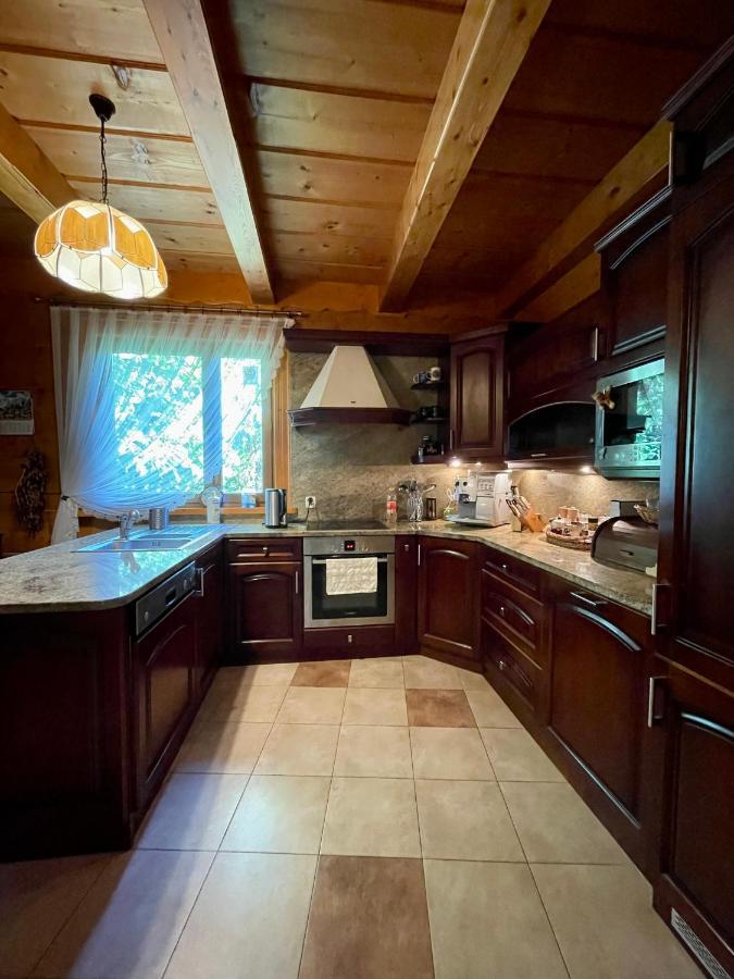 Dom Z Bali Przy Szlaku Villa Кашина Виелка Екстериор снимка